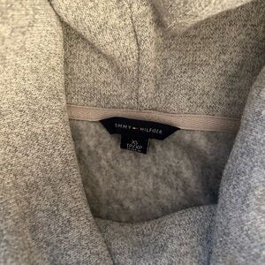 Tommy Hilfiger Light Gray Knit Pullover